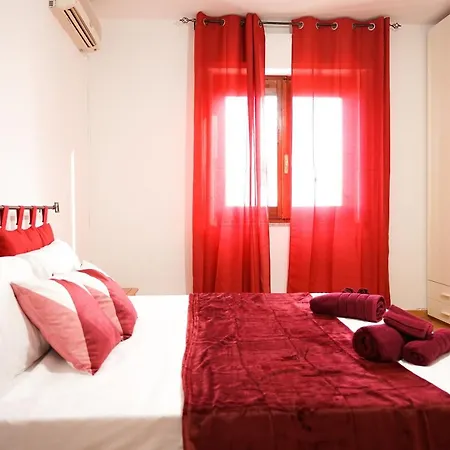 Pulli's - Comfy&cozy House Apartman Selargius